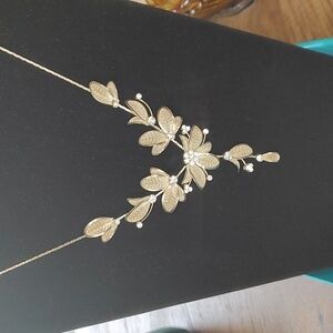 Filigree Floral Necklace